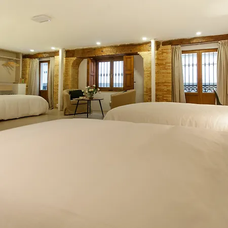 Casa de hóspedes Host & 4*