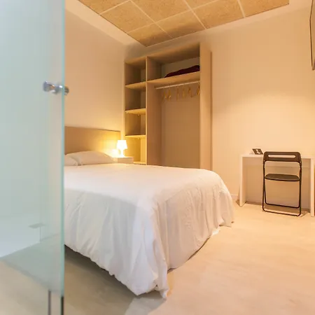 Pensión Host & 3*
