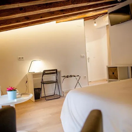 Casa de hóspedes Host & Valência