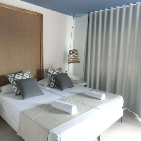 & Co. Saler Boutique Hotel 3*