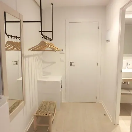 & Co. Saler Boutique 3*