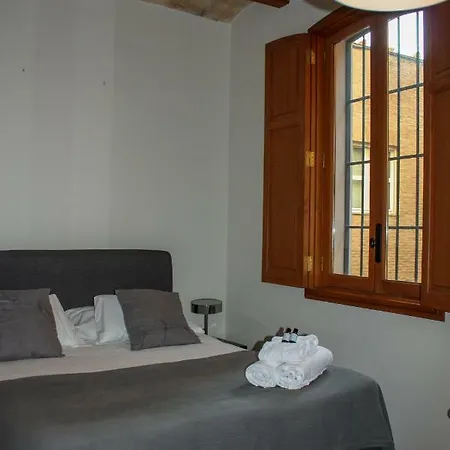 Casa De La Reina * Valencia