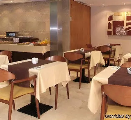 Rh Sorolla Centro 3*