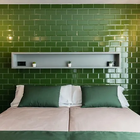Nest Style Hotel