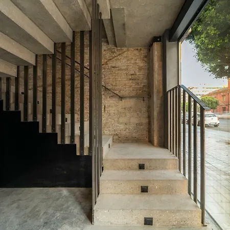 Nest Style Hotel