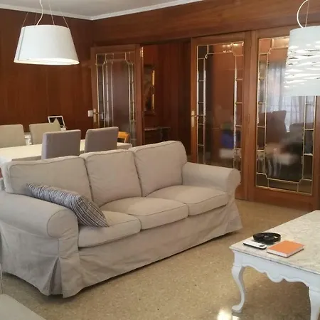 Parc Central Apartamento