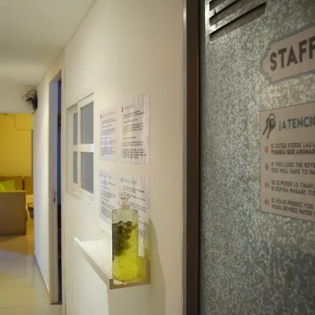 And Benef بيت ضيافة فالنسيا