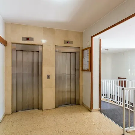 Apartament Versus Near Of Arts *