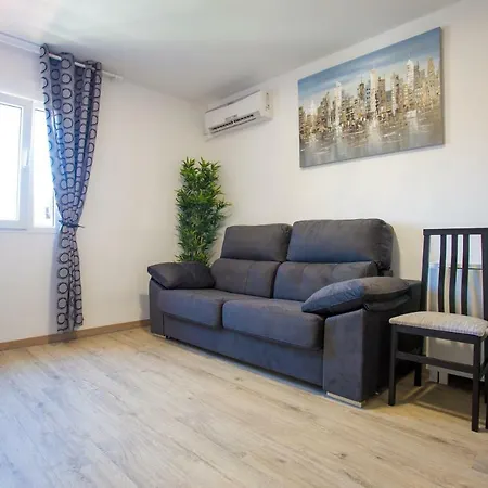 Versus Near Of Arts *