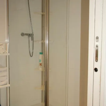 Apartment Ribes *