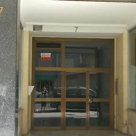 Céntrico En Próximo Parada De Metro ángel Guimerà Apartamento