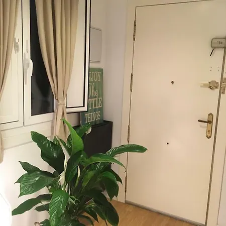 Apartamento De Diseno En Plaza Manises Con Parking Apartman *