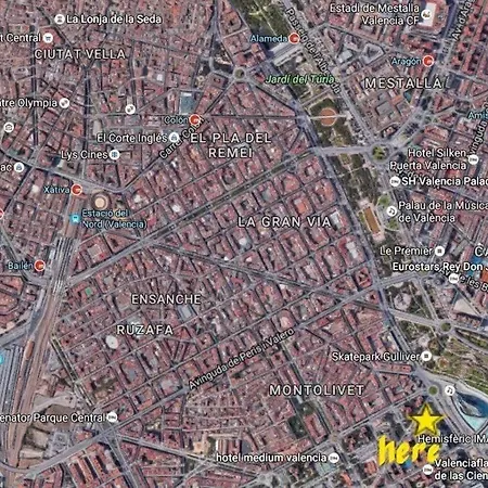 En La Ciudad De Ciencias Semesterbostad Valencia