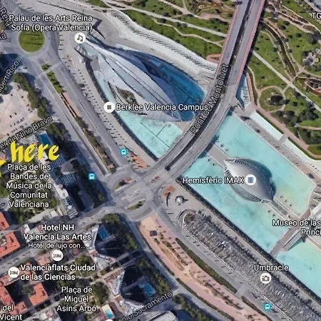 En La Ciudad De Ciencias Semesterbostad Valencia