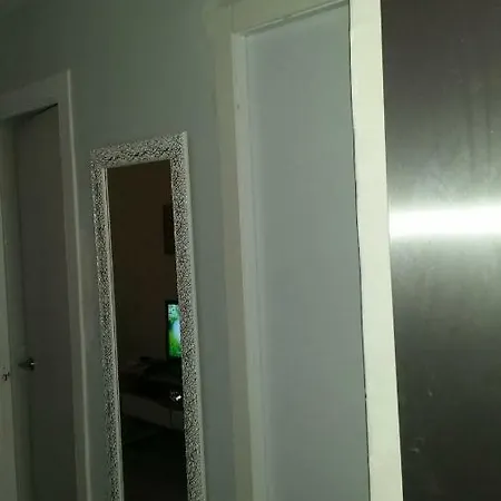 Avenue בית אירוח