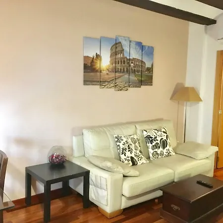 Guillem Sorolla Apartment