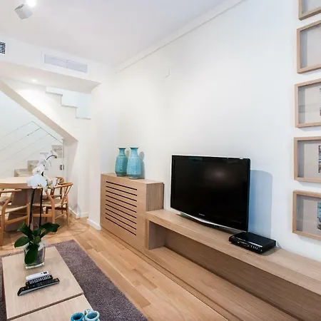 Center Atico 360 * Valenza