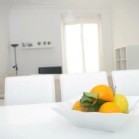 Carlos & Ana Appartement *