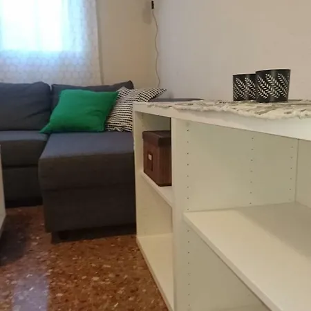 Precioso Piso Junto Al Antiguo Barrio De Campanar Daire *