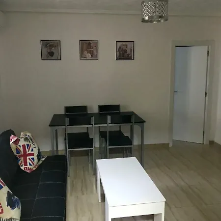 Planta Baja En Playa Malvarrosa/ La Patacona, Wifi Gratis * Valencia