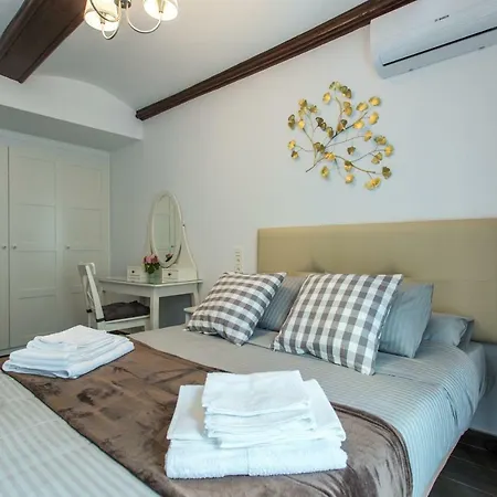 Piso En Barrio Del Carmen Cerca De Plaza Virgen Appartement Valencia