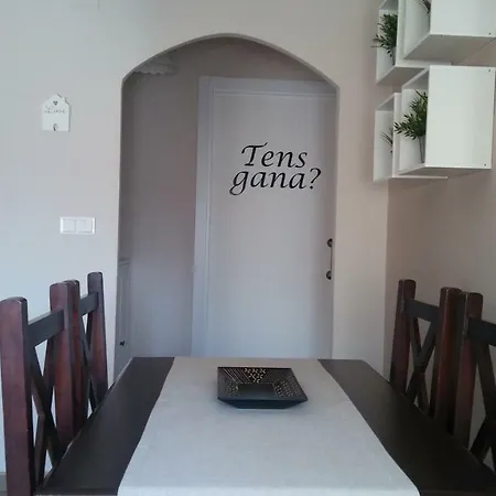 Apartamento Luminoso Y Acogedor バレンシア