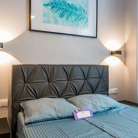 Stylish Newly Renovated In Great Location /wifi