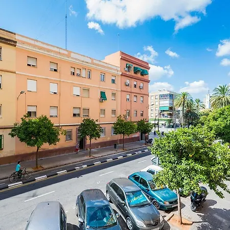 Stylish Newly Renovated In Great Location /wifi Appartement *
