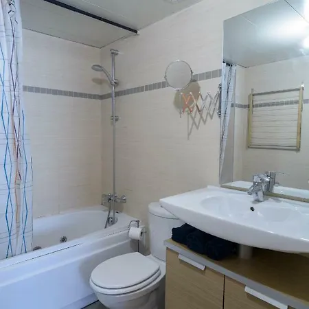 Apartamento Con Piscina Child-friendly Appartement *