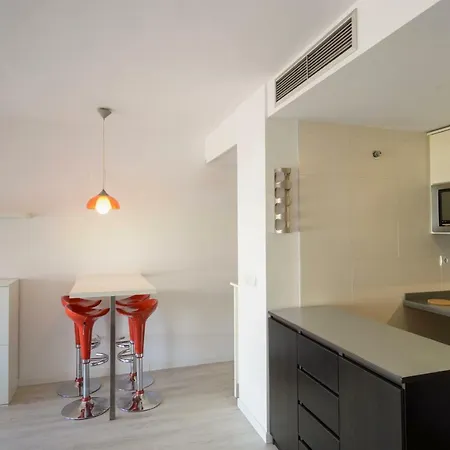 Apartamento Con Piscina Child-friendly Appartement *