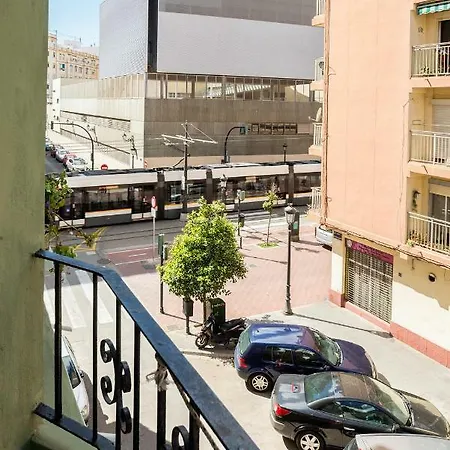 Apartamento Confortable * La Marina De *
