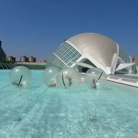 Ciudad De Ciencias 3 شقة *