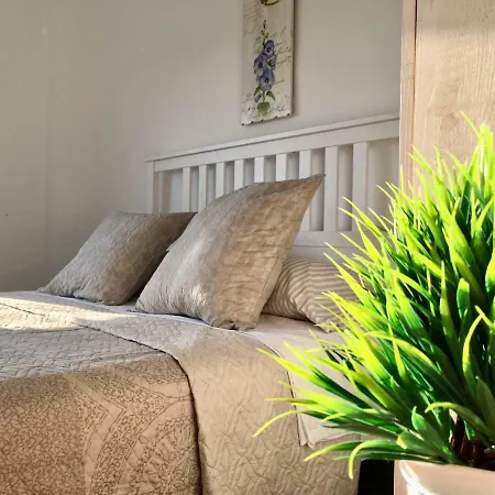 Guest house Oyo Torres De Quart