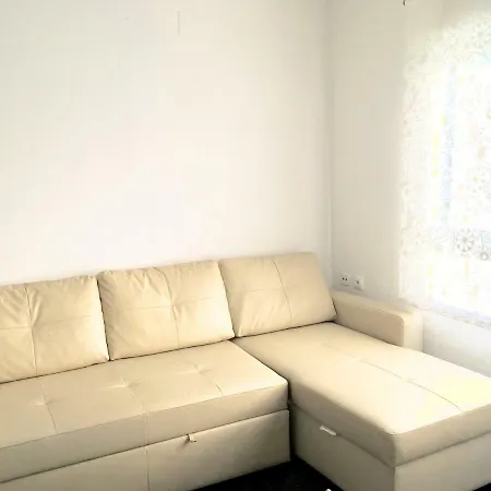 Guest house Oyo Torres De Quart