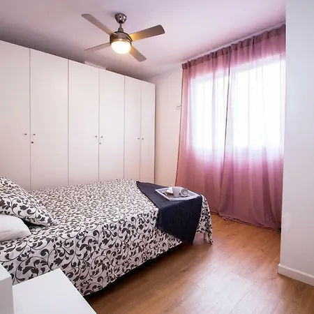 Cozy 2 Bedroom Wifi Ac In Ruzafa Appartement Valencia