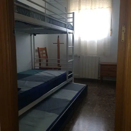 Amplio Y Comodo Apartamento Con Parking バレンシア