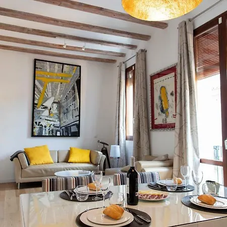 Florit Flats - Serranos Apartament *