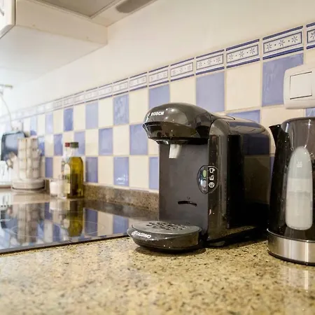 Centro Calle Cerrajeros Bed and breakfast Valencia