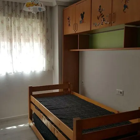 Apartamento En Bioparc Y Hospital General Apartment