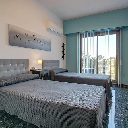 Friendly Puerto Deportivo Apartamento