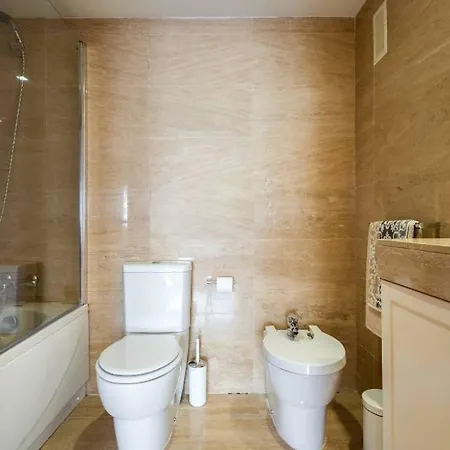 En La Ciudad De Ciencias Y Cerca De La Playa Apartmán *