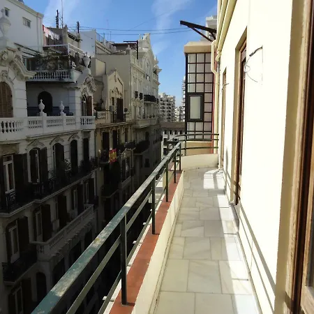 Entre La Estacion Y El Ayuntamiento