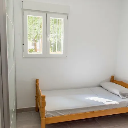 Cerca De La Playa Y El Centro شقة فالنسيا