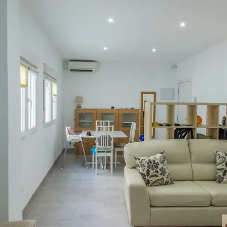 Cerca De La Playa Y El Centro * فالنسيا