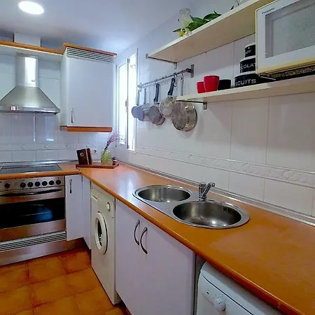 Abuhardillado, Luminoso Y Calido Apartamento فالنسيا