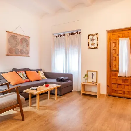 Cabanyal Con Patio דירה *