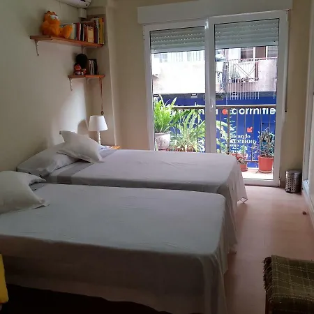 Privada A 1500 Metros De La Playa * ולנסיה