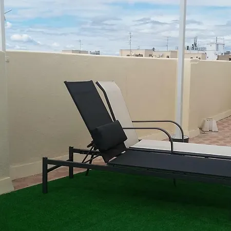 Penthouse With Terrace 40m2 With Wide Views 10mn Walking From Center *