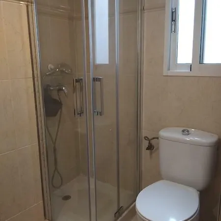 Abuhardillado, Luminoso Y Calido Apartamento شقة فالنسيا