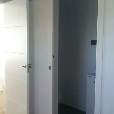Appartement Penthouse With Terrace 40m2 With Wide Views 10mn Walking From Center